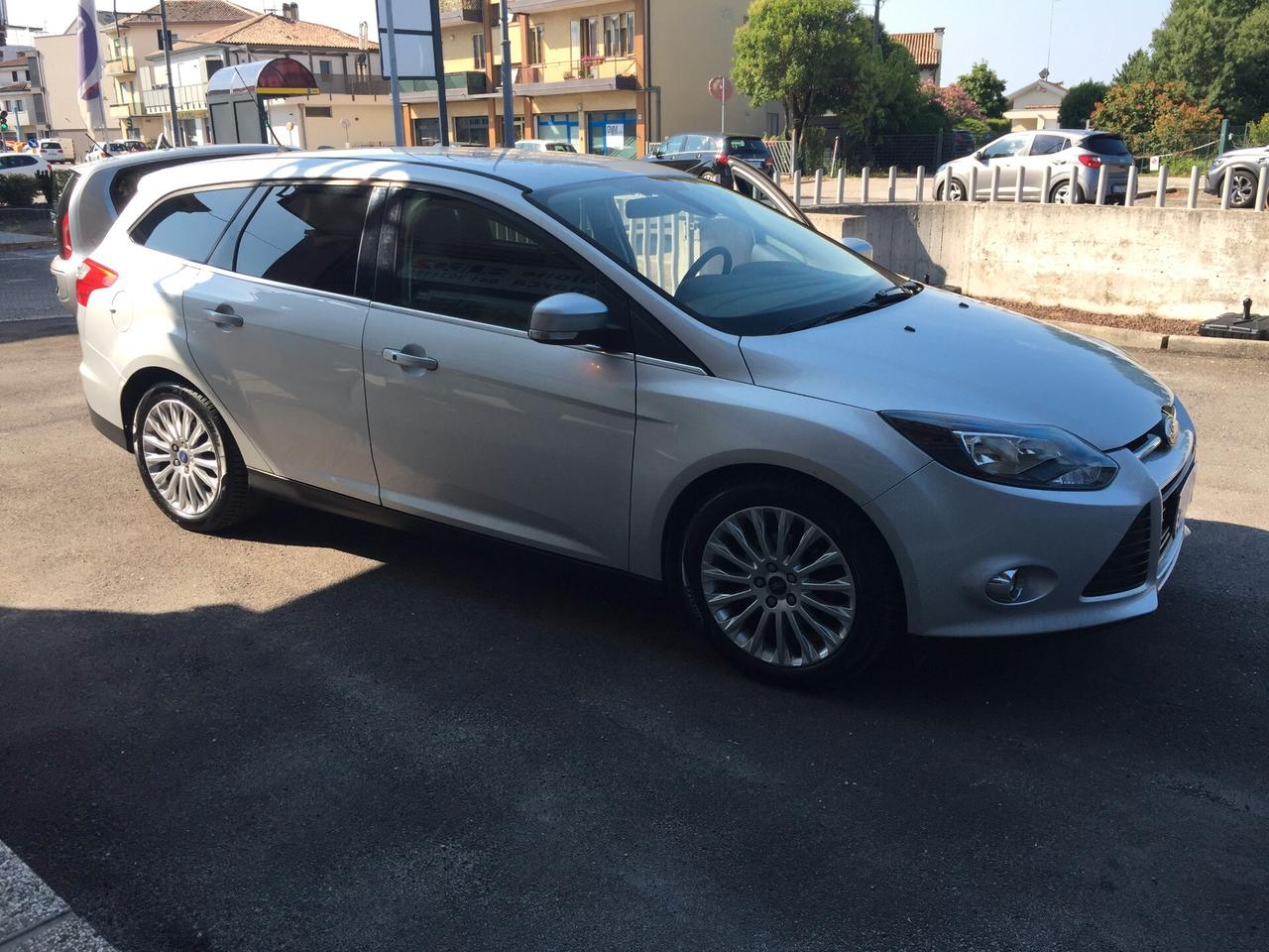 Ford Focus 1.6 TDCi 115 CV SW Titanium X NEOPATENTATI