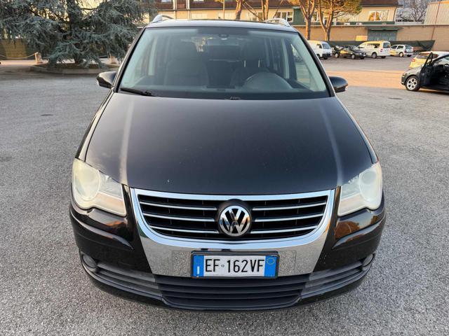 VOLKSWAGEN Touran 2.0TDI Highline senza nessun lavoro da fare