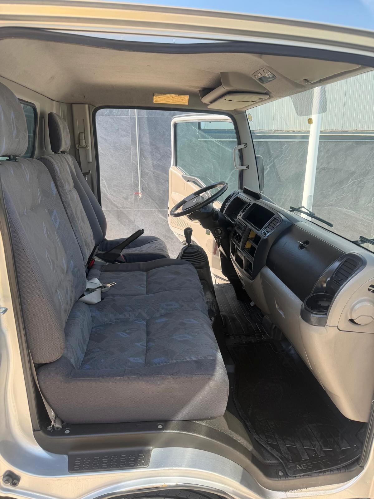 NISSAN CABSTAR 35.13 130 CV 2010