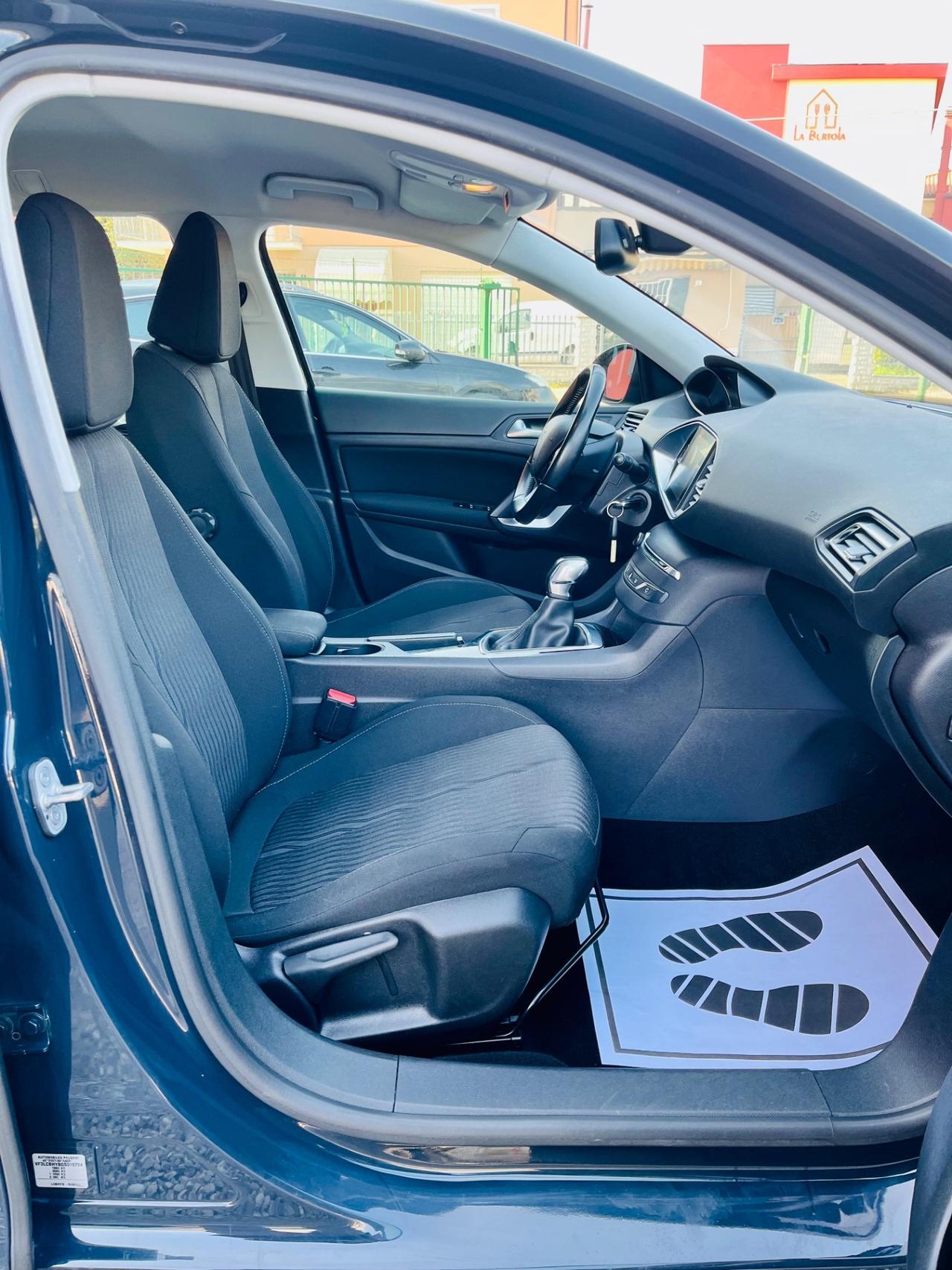 Peugeot 308 BlueHDi 100 S&S SW Business