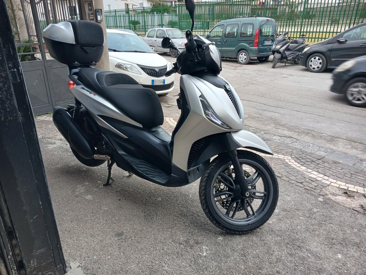 Piaggio Beverly 300 S