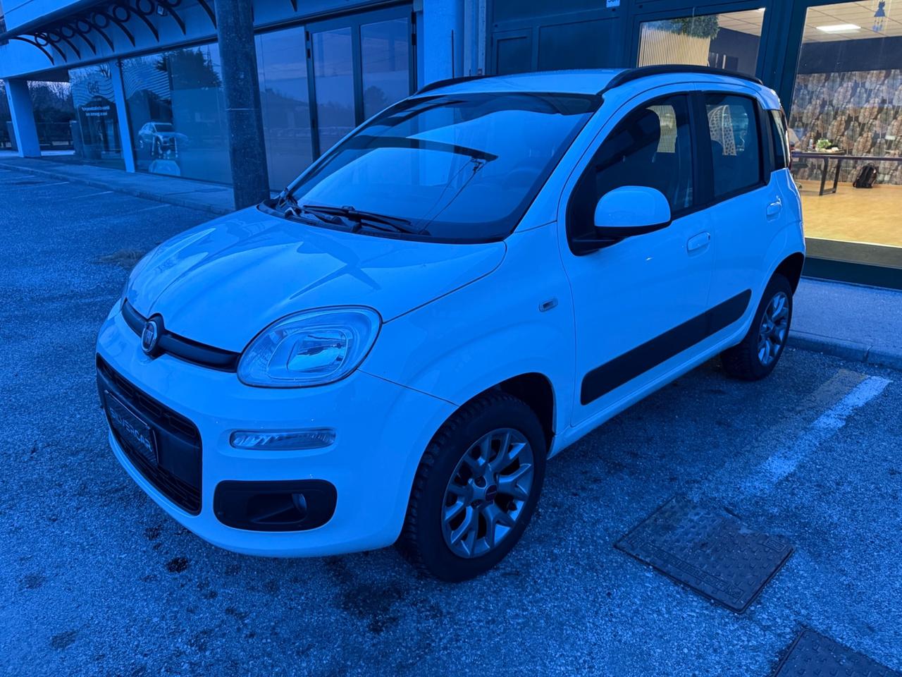 Fiat Panda 0.9 TwinAir Turbo Natural Power Lounge