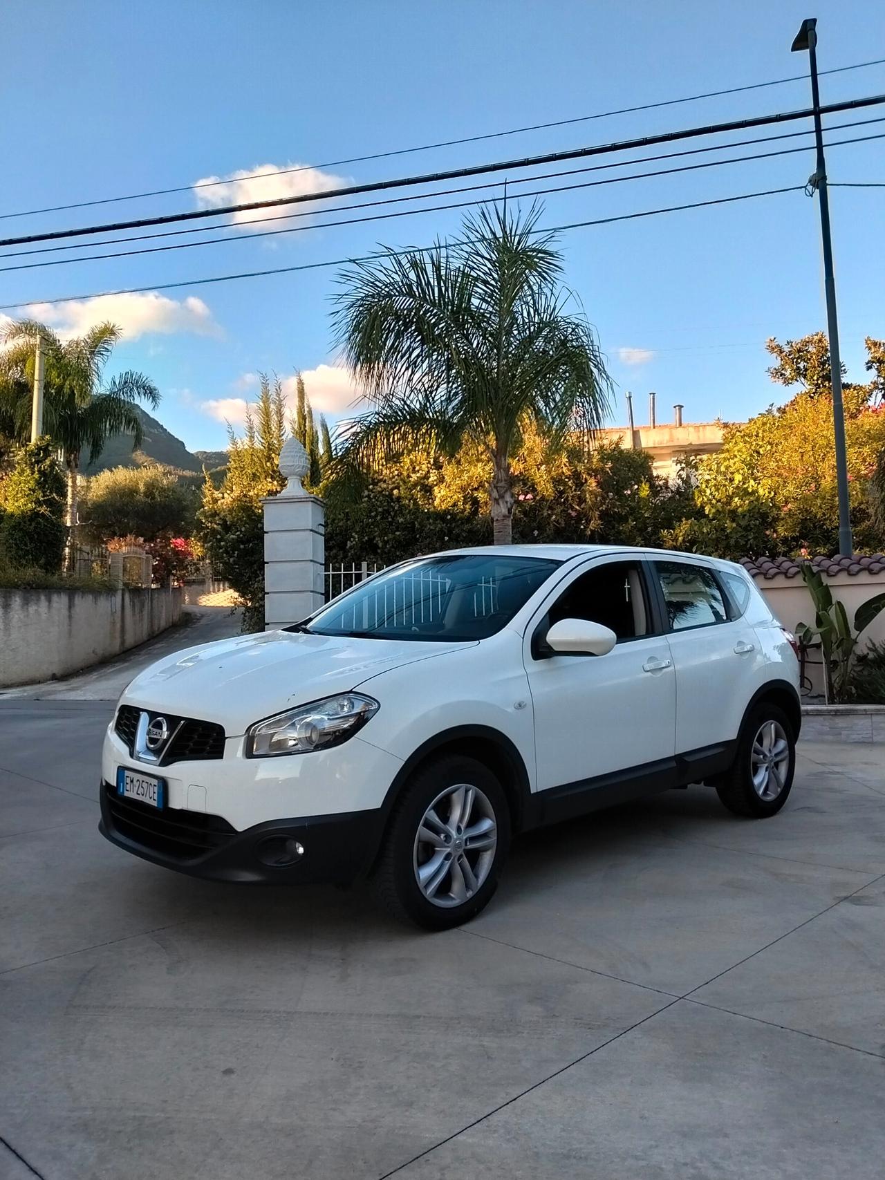 Nissan Qashqai 1.5 dCi DPF Tekna