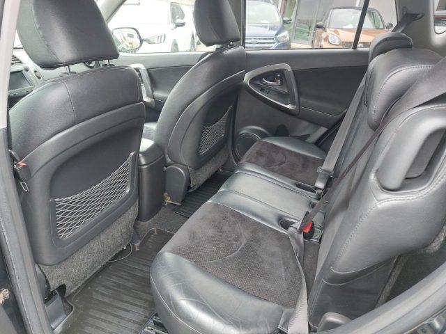 TOYOTA RAV 4 MY23 RAV4 Crossover 2.2 D-Cat A/T 150 CV Executive