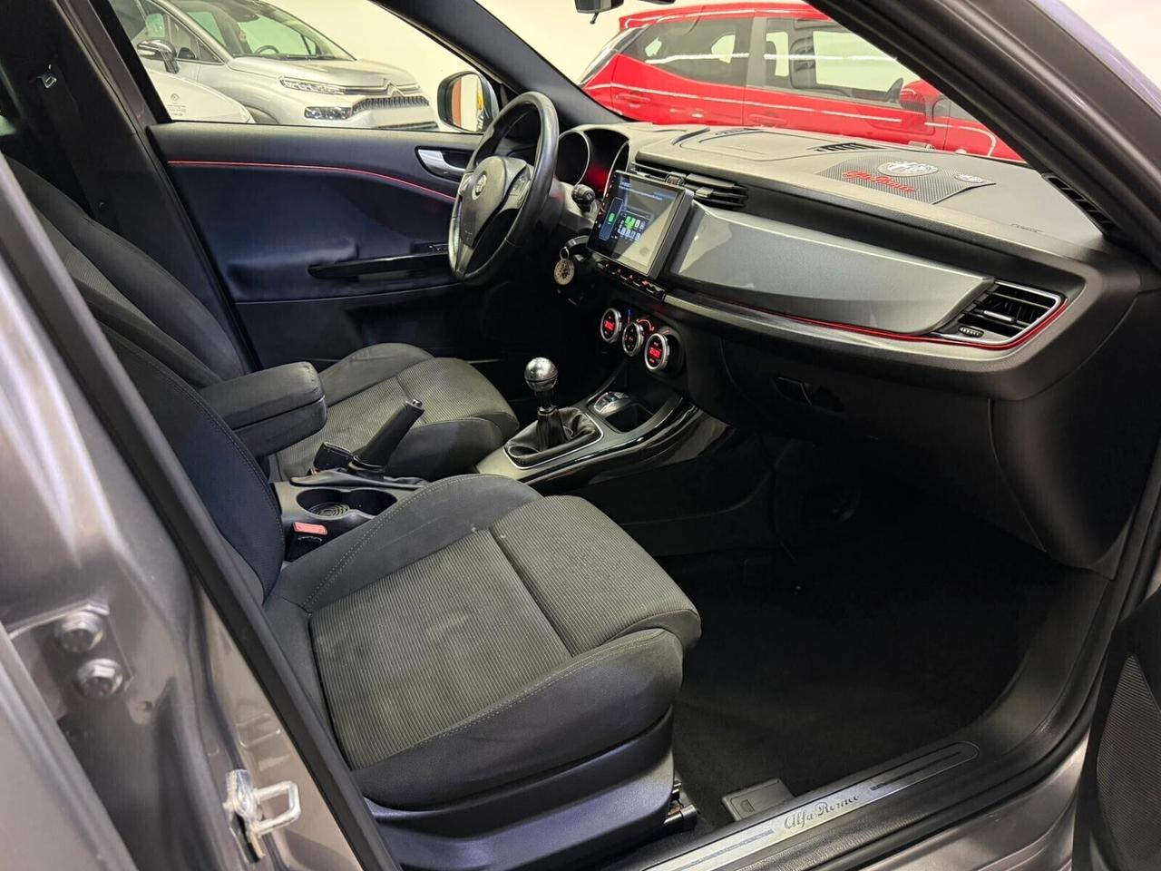 Alfa Romeo Giulietta 2.0 JTDm-2 140 CV Distinctive