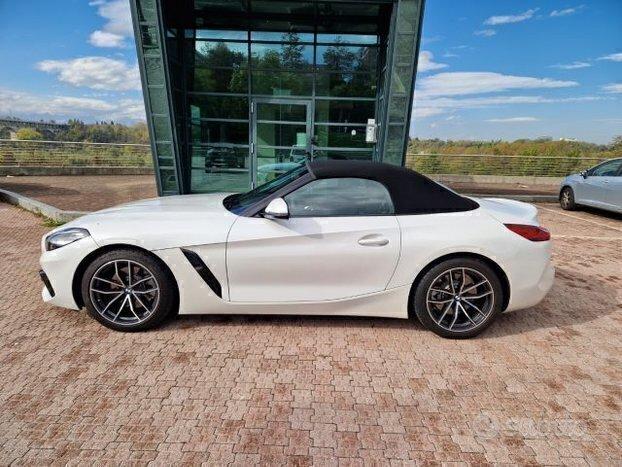 Bmw Z4 20i cc2000 cv 198 km 18000 pari al nuovo iva esposta