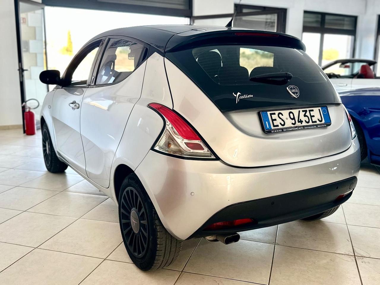 Lancia Ypsilon 1.2 69 CV 5 porte S&S Silver