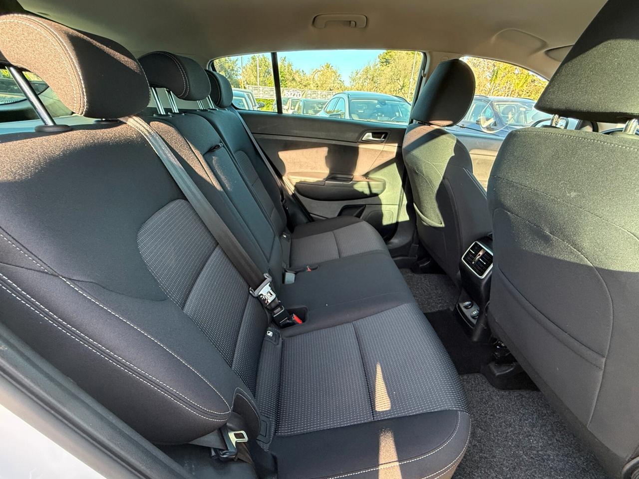 KIA SPORTAGE 1.6 CRDI 115 CV 2WD TETTO CAMERA NAVI LED