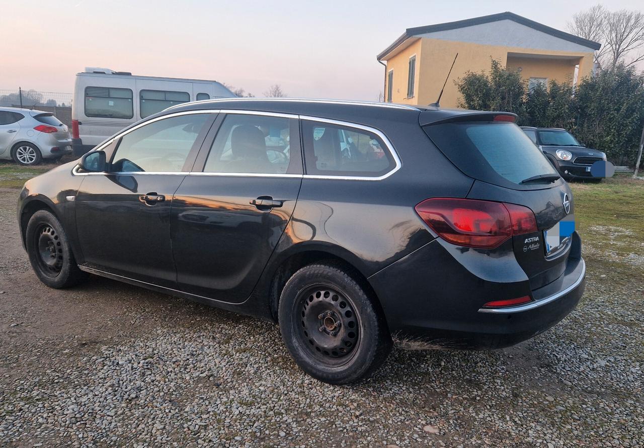 Opel Astra 1.7 CDTI 110CV Sports Tourer Cosmo