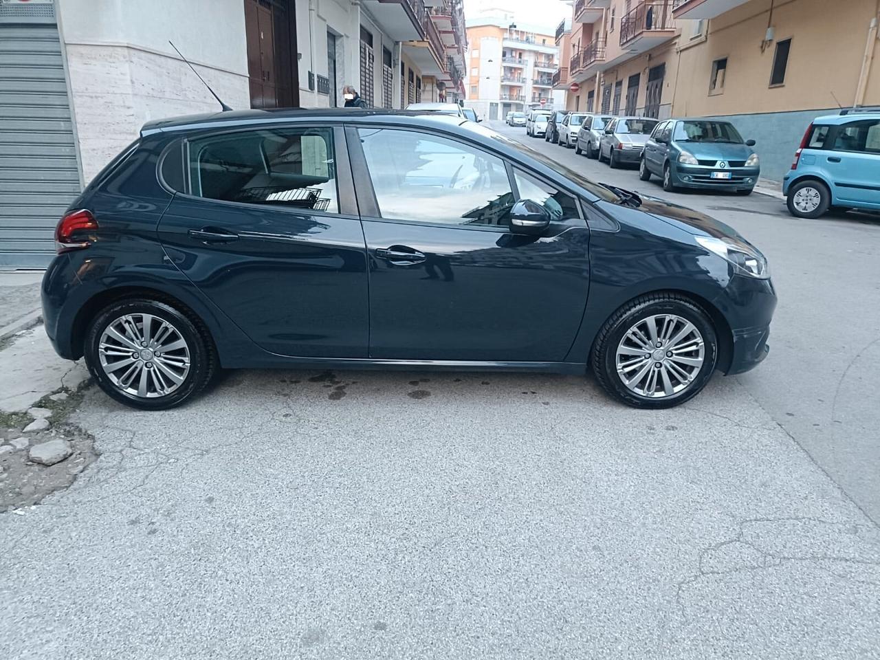 Peugeot 208 BlueHDi 75 5 porte Active