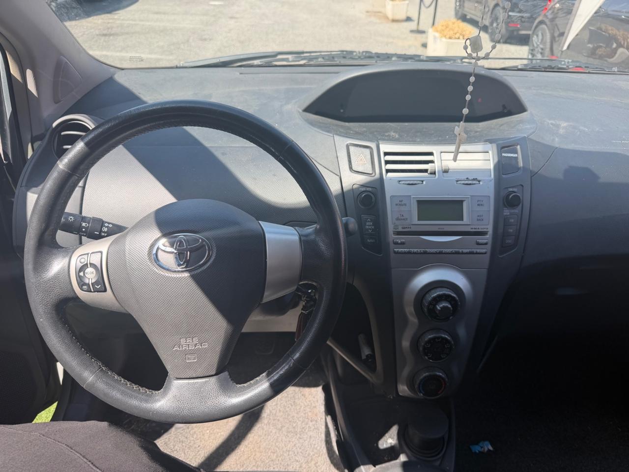 Toyota Yaris 1.3 5 porte Luna