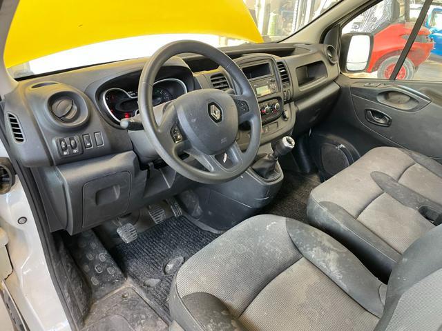 RENAULT Trafic 2.0 DCI 120CV FURGONE CAMBIO MANUALE