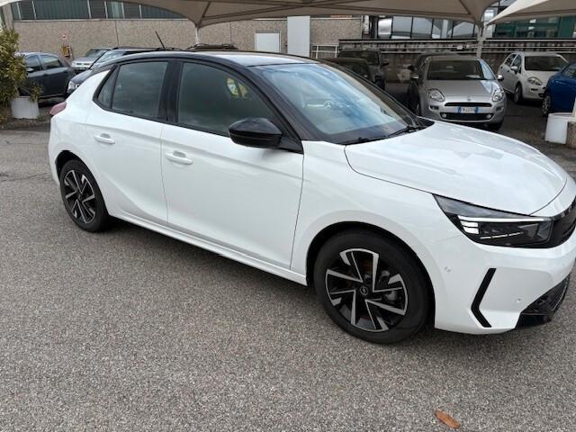 Opel Corsa 1.2 GS 75 CV