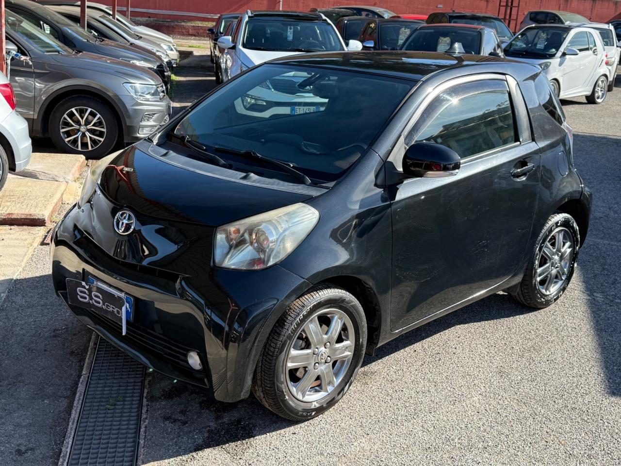 Toyota iQ 1.0/rate/permute/garanzia