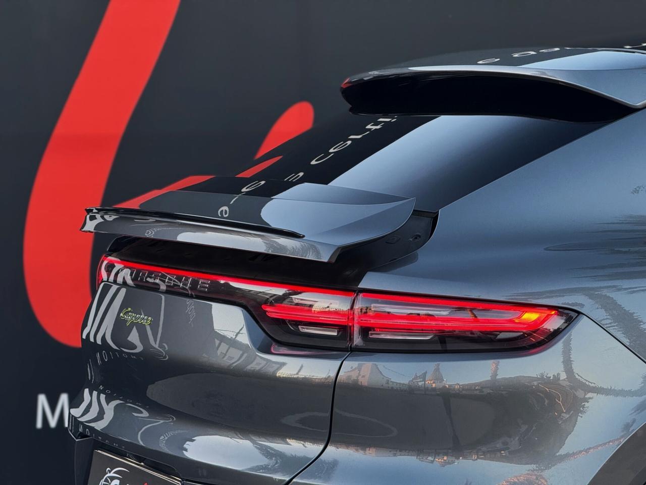 Porsche Cayenne Coupe 3.0 E-Hybrid 340CV TETTO PASM