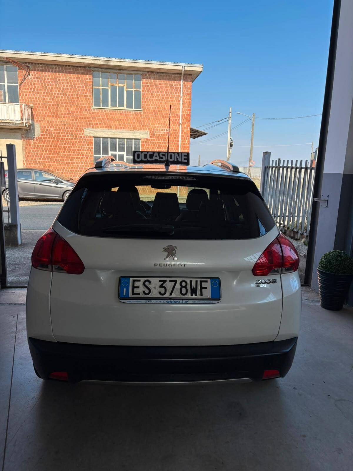 Peugeot 2008 1.6 e-HDi 92 CV