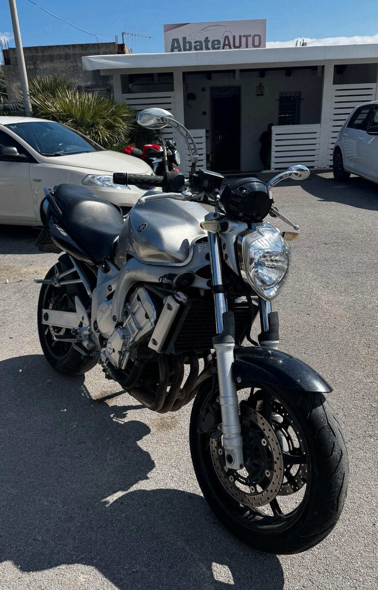 Yamaha FZ6