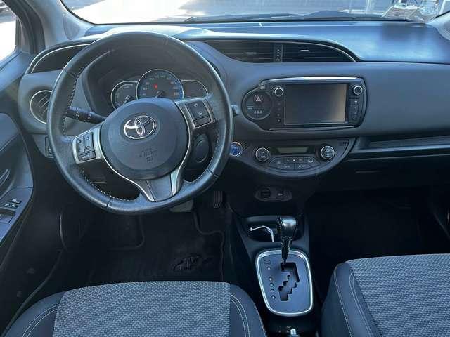 Toyota Yaris Yaris III 2015 5p 1.5h Active