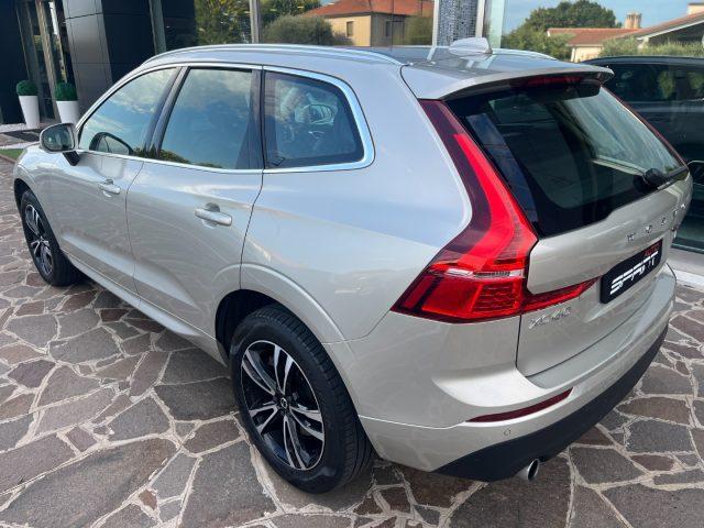 VOLVO XC60 B4 AWD GEARTRONIC 197CV MOMENTUM PRO