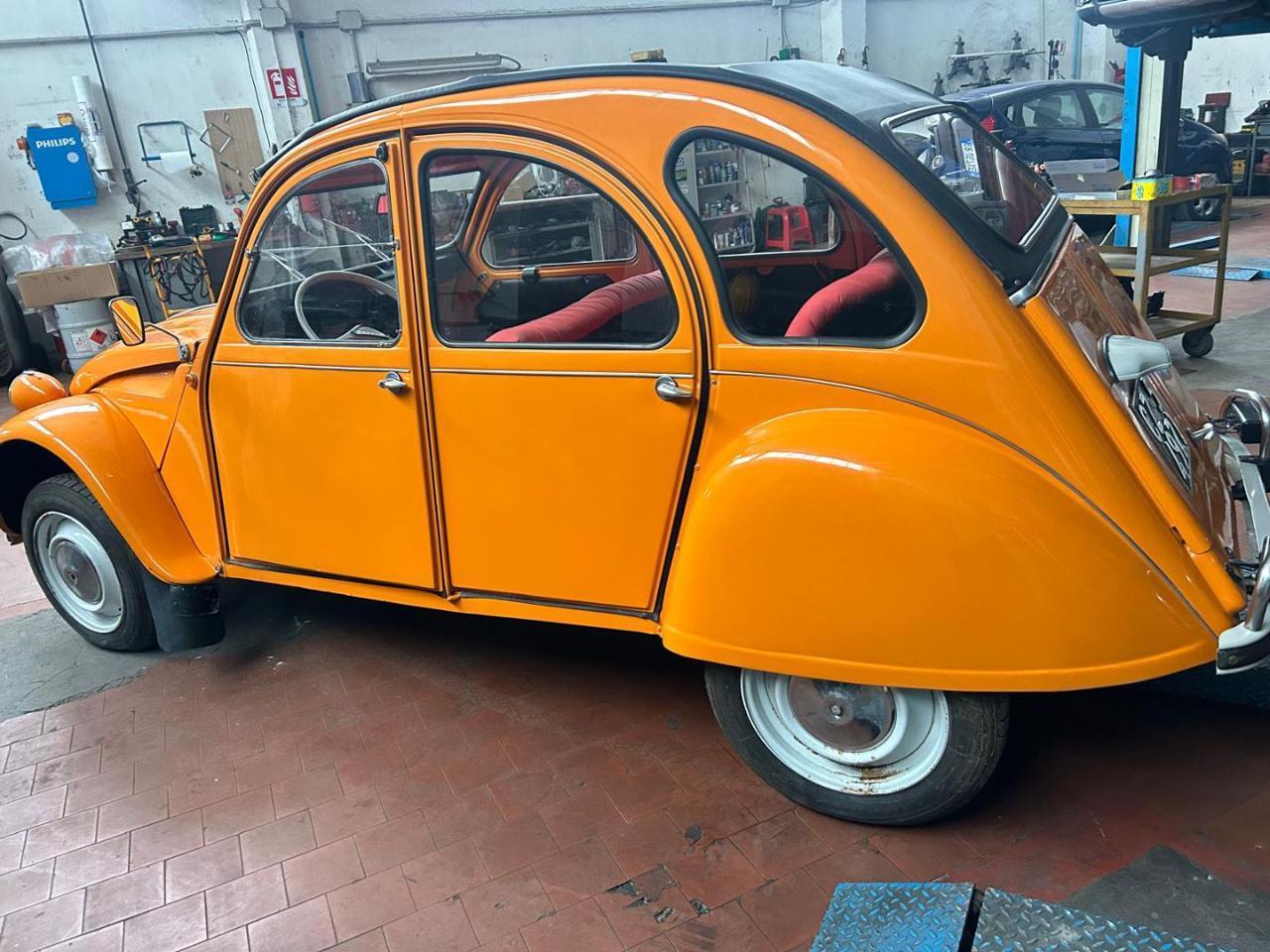 CITROEN 2CV DECAPPOTABILE
