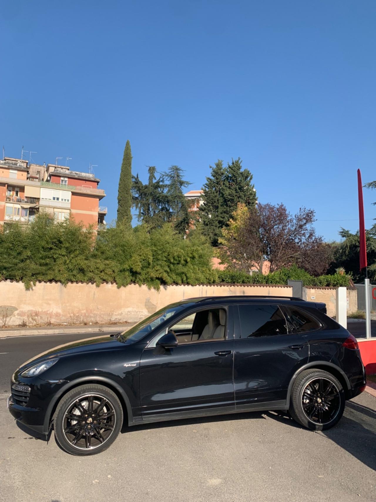 Porsche Cayenne 3.0 S Hybrid