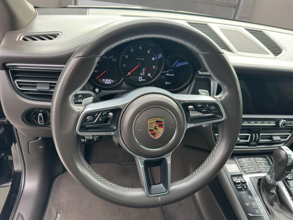 Porsche Macan 2.0 PDK