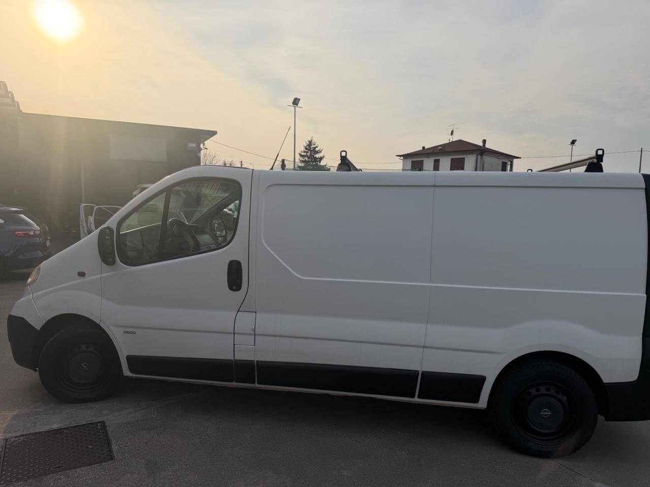 Opel Vivaro 29 2.0 CDTI 120CV PL-TN Furgone