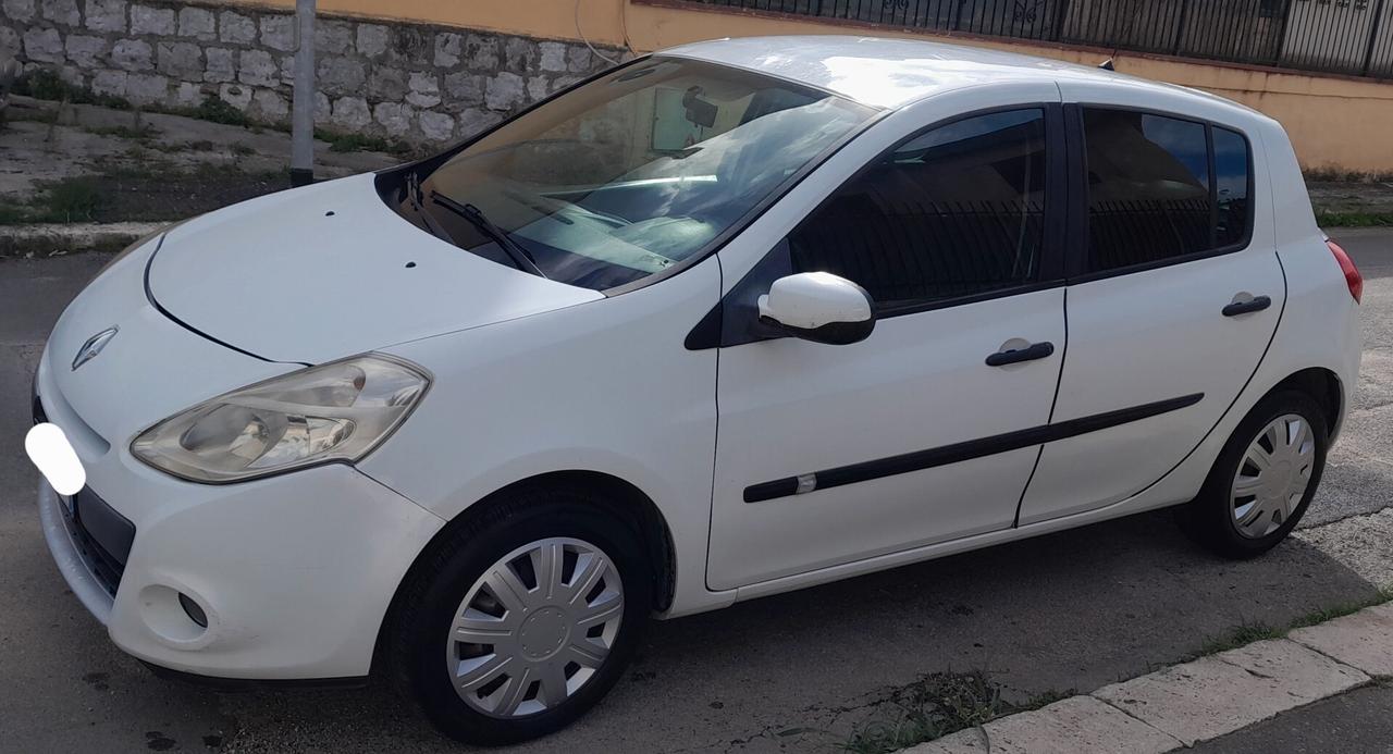 Renault Clio 1.2 16V 5 porte GPL Dynamique