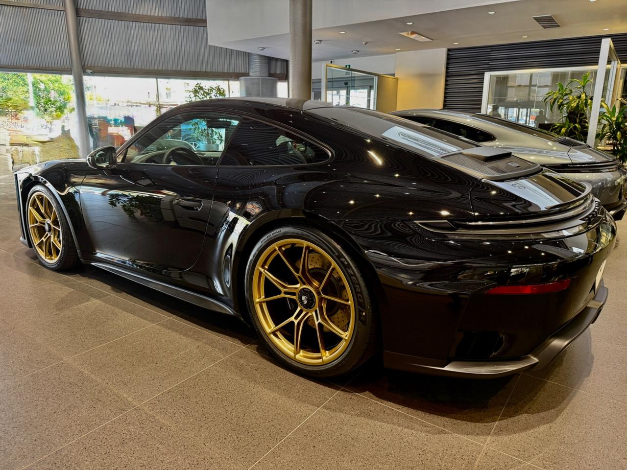 Porsche 911 GT3 Touring- SUBENTROLEASING