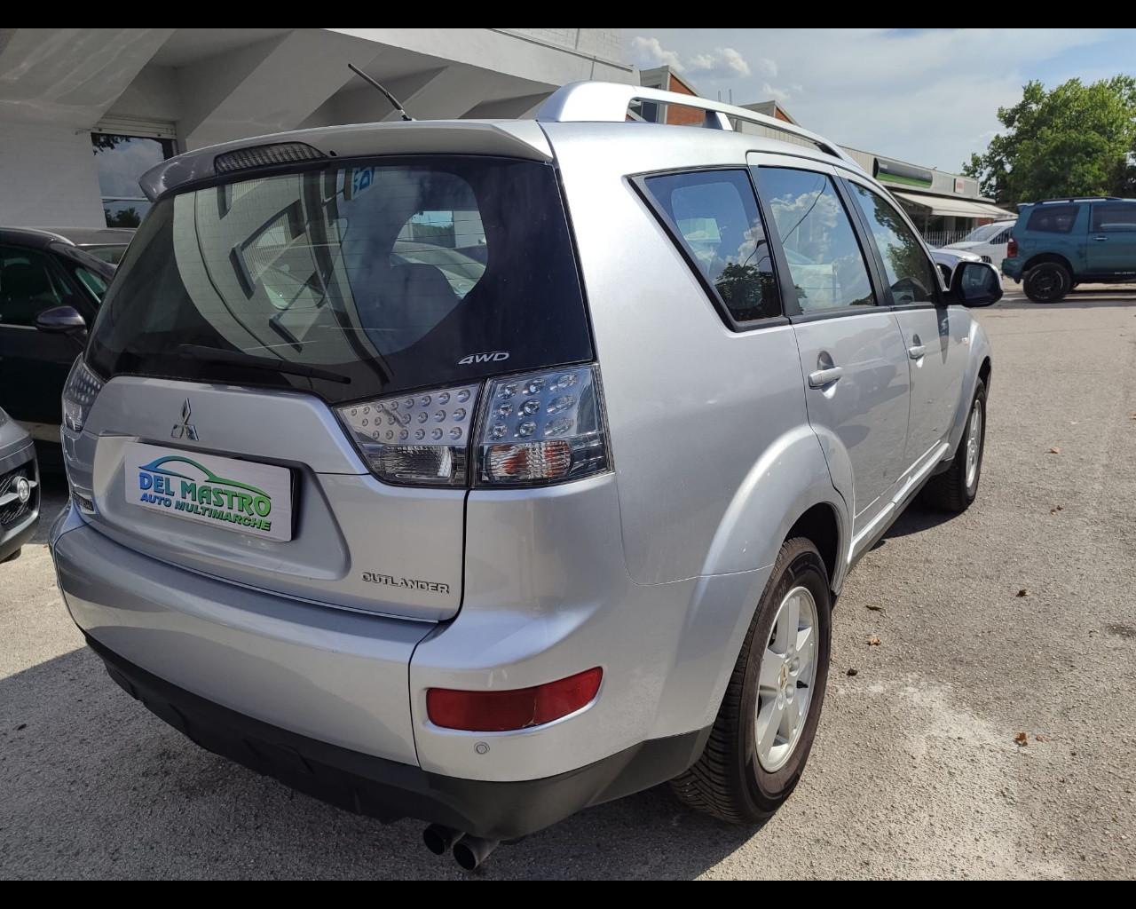 MITSUBISHI Outlander 2ª(07-10) - Outlander 2.0 DI-D Invite DPF