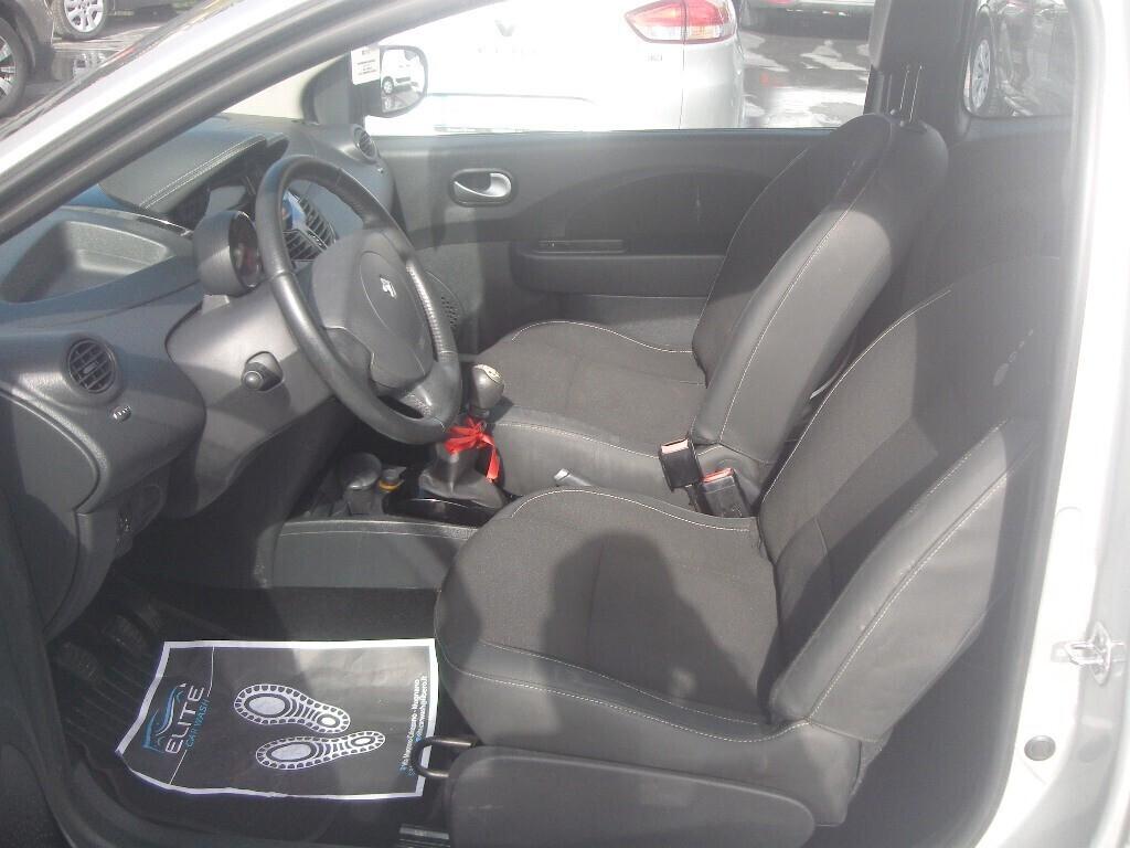 Renault Twingo 1.2 Live - 2011