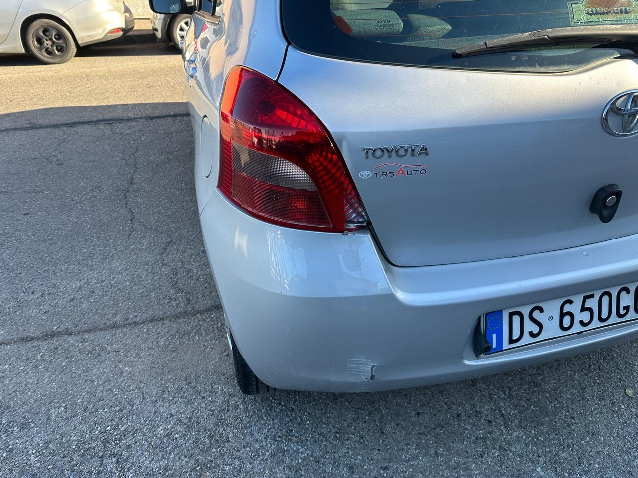 Toyota Yaris 1.0 5 porte Sol