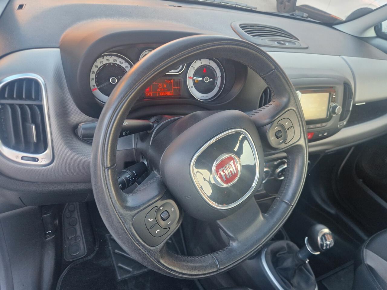 Fiat 500L 1.4 95cv Lounge 109 mila km
