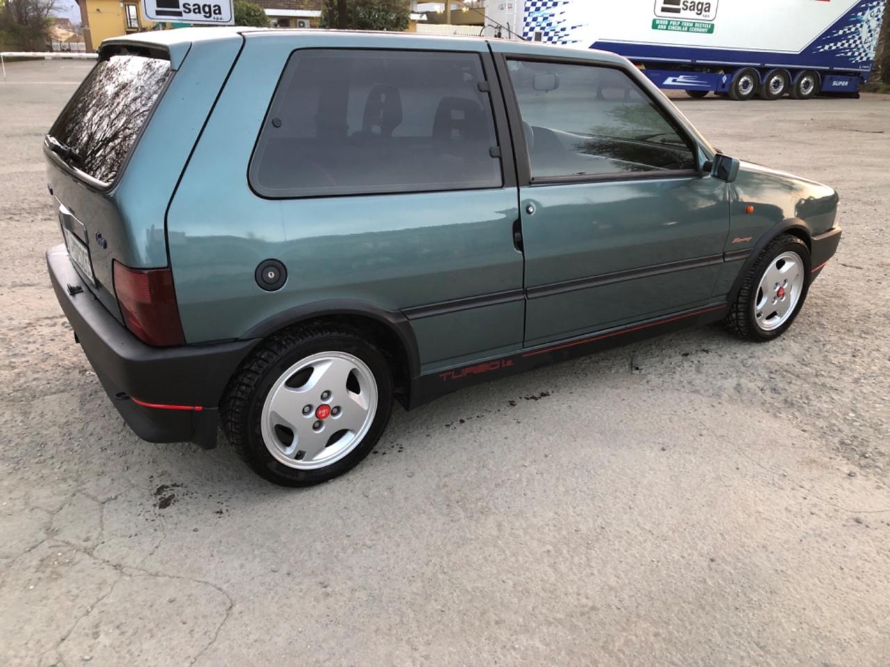 Fiat Uno turbo IE