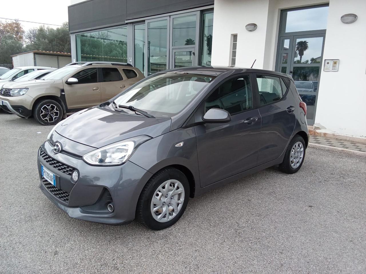 HYUNDAI i10 1,0 GPL 70 CV LOGIN 5P