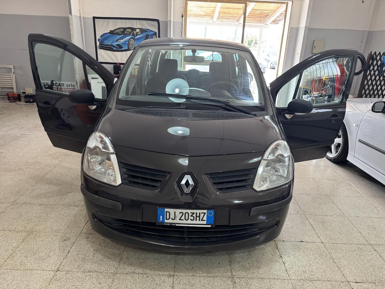 RENAULT MODUS 1.2 cc. De Luxe