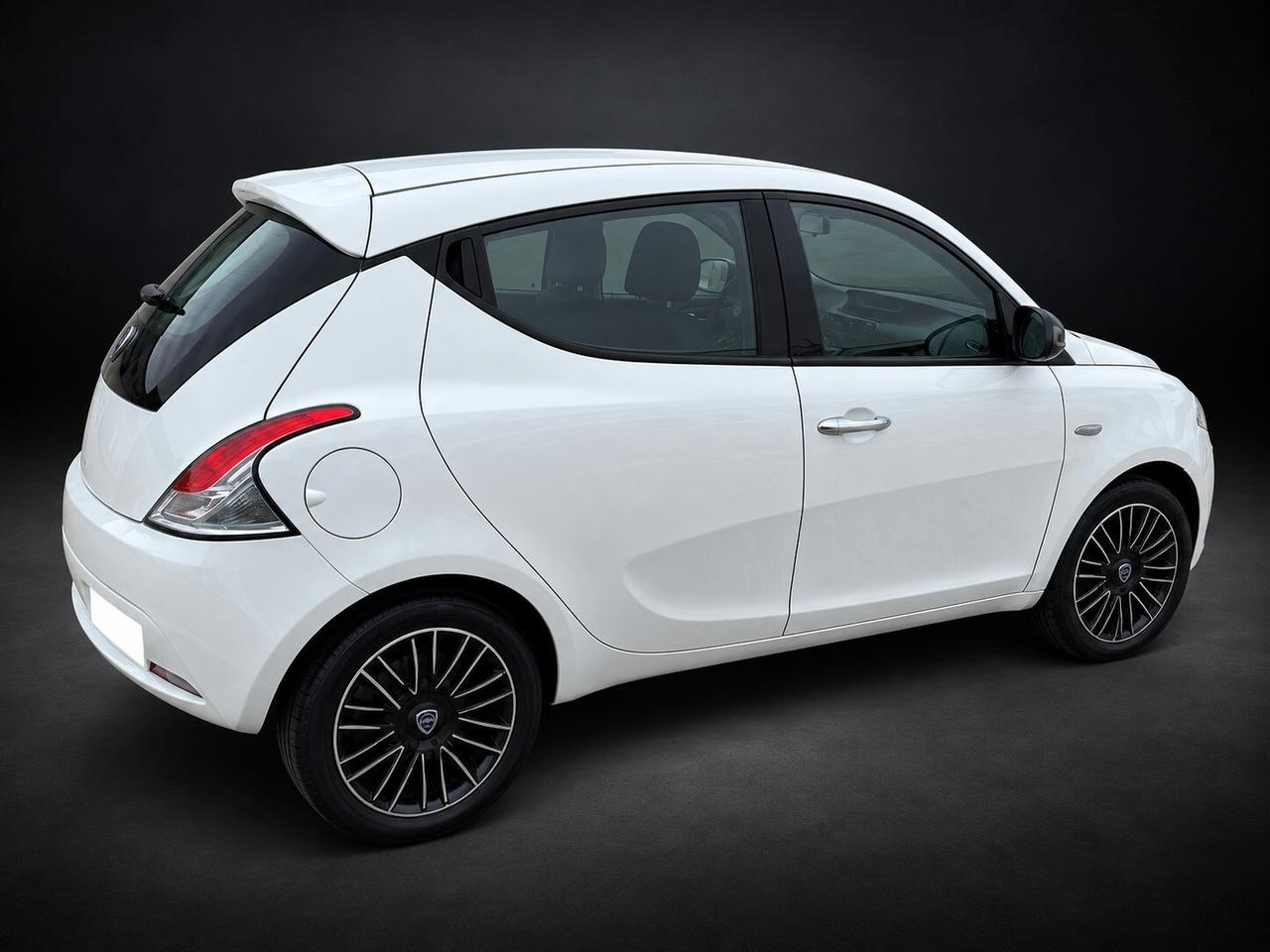 LANCIA YPSILON 1.2 69CV GOLD - Ottobre 2019