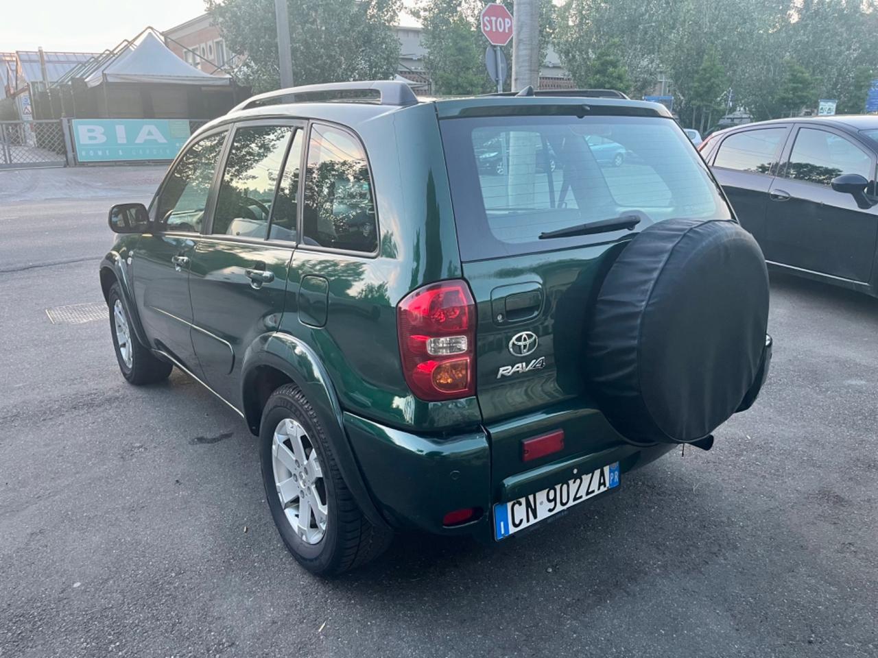 Toyota RAV 4 RAV4 2.0 Tdi D-4D cat 5 porte Sol