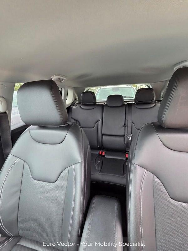 Jeep Compass E-Hybrid 1.5 Turbo MHEV T4 96kW Altitude DDCT