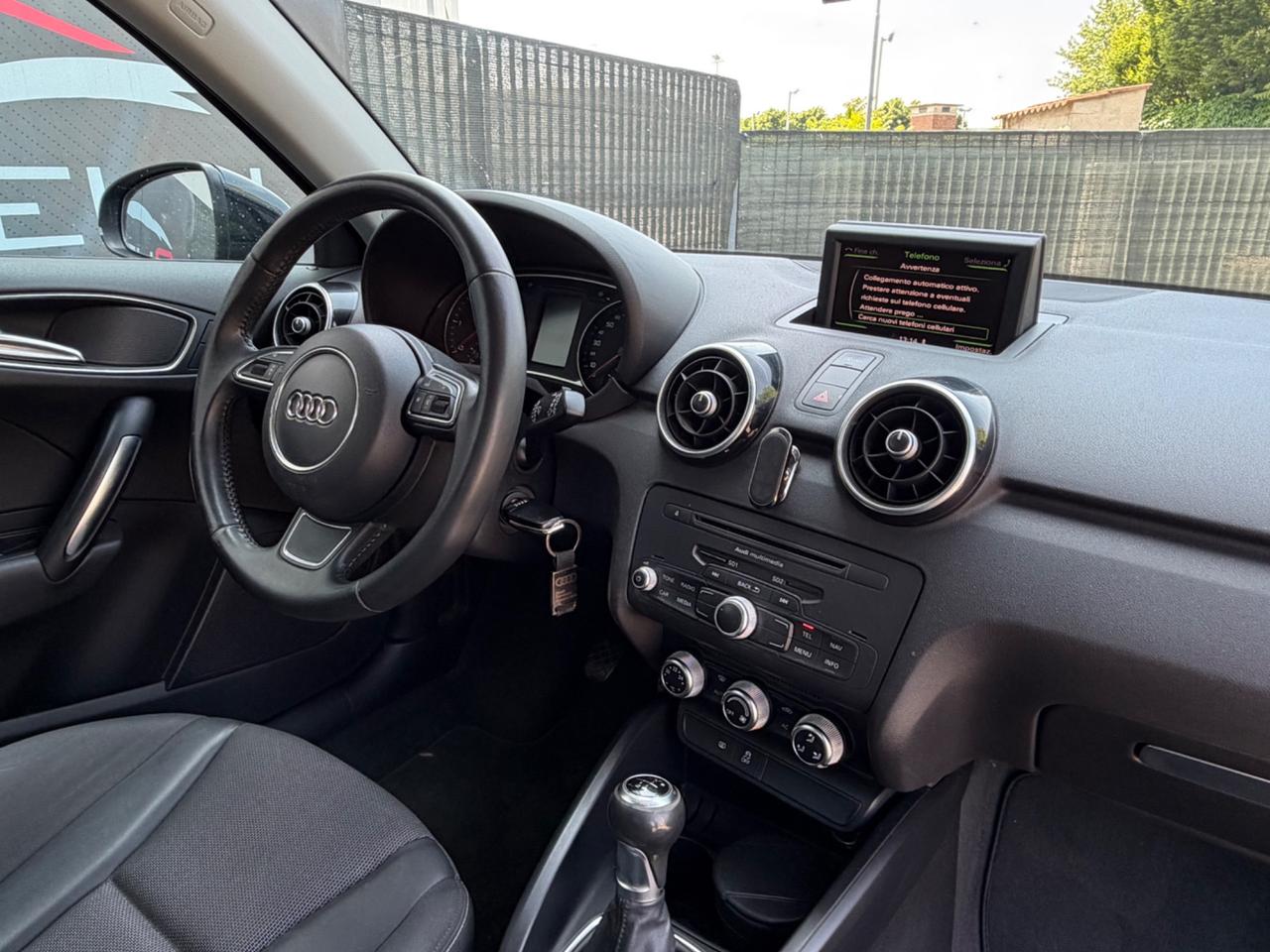 Audi A1 1.6 TDI 105 CV Attraction NEOPATENTATI OCCASIONE