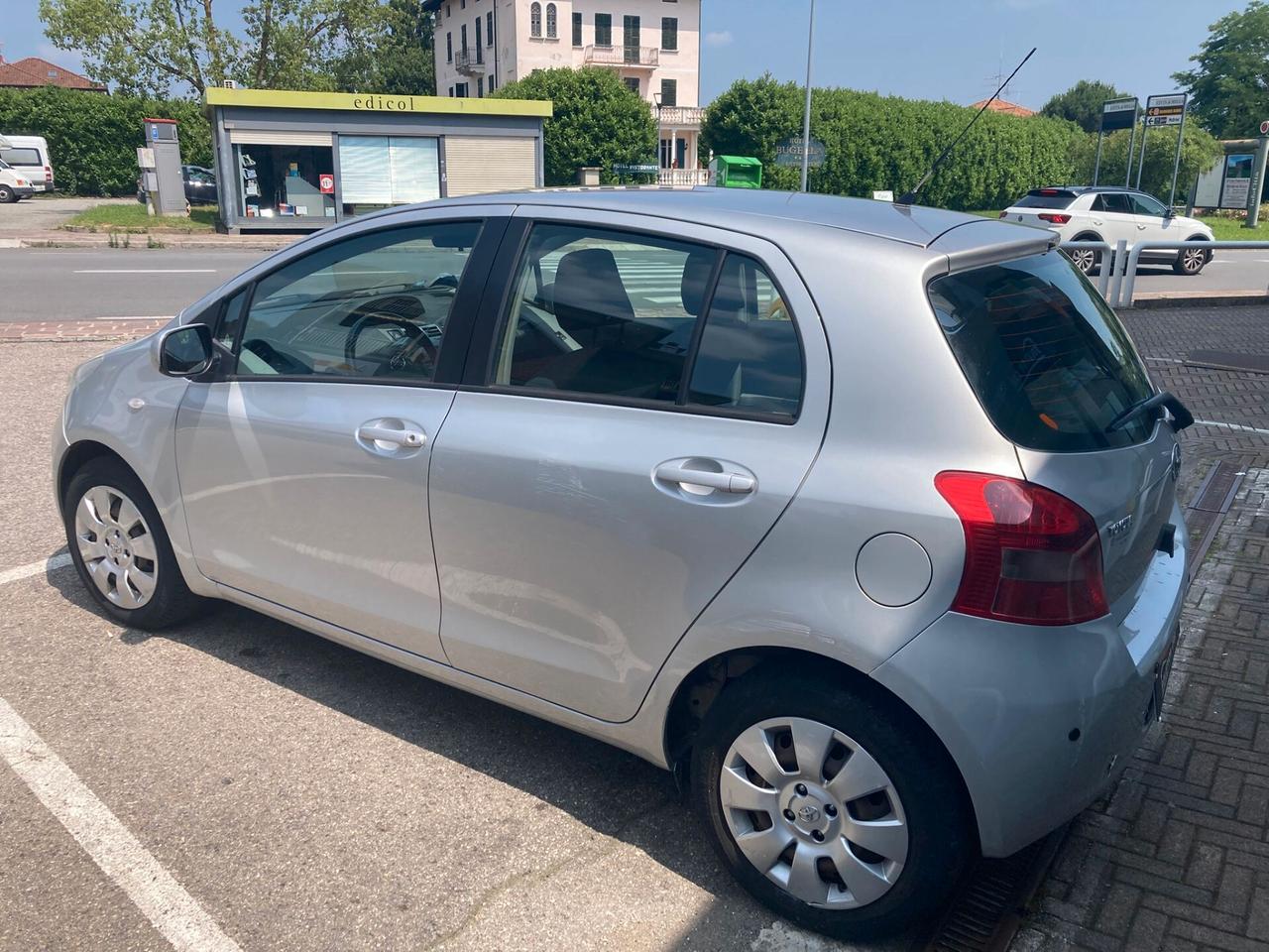 Toyota Yaris 1.3 5 porte M-MT Sol