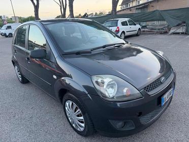 FORD Fiesta 1.2 16V 5p. Ghia senza nessun lavoro da fare