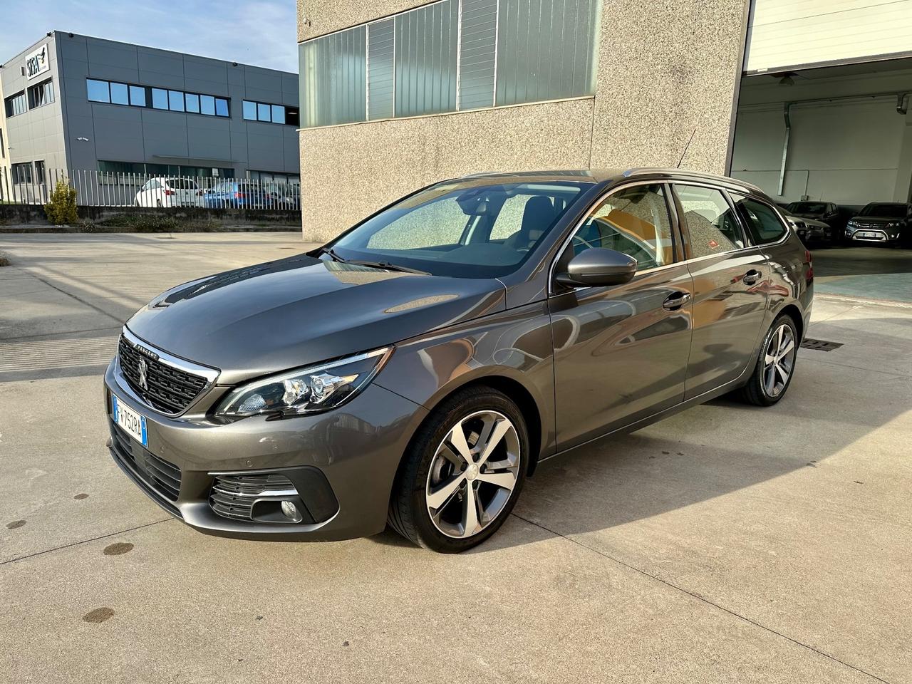 Peugeot 308 BlueHDi 130 S&S SW Active