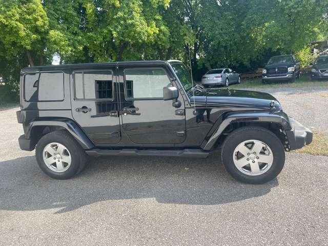 Jeep Wrangler Unlimited 2.8 crd Sahara auto