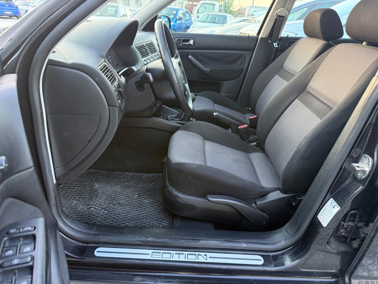 Volkswagen Golf 1.4 16V cat 5 porte