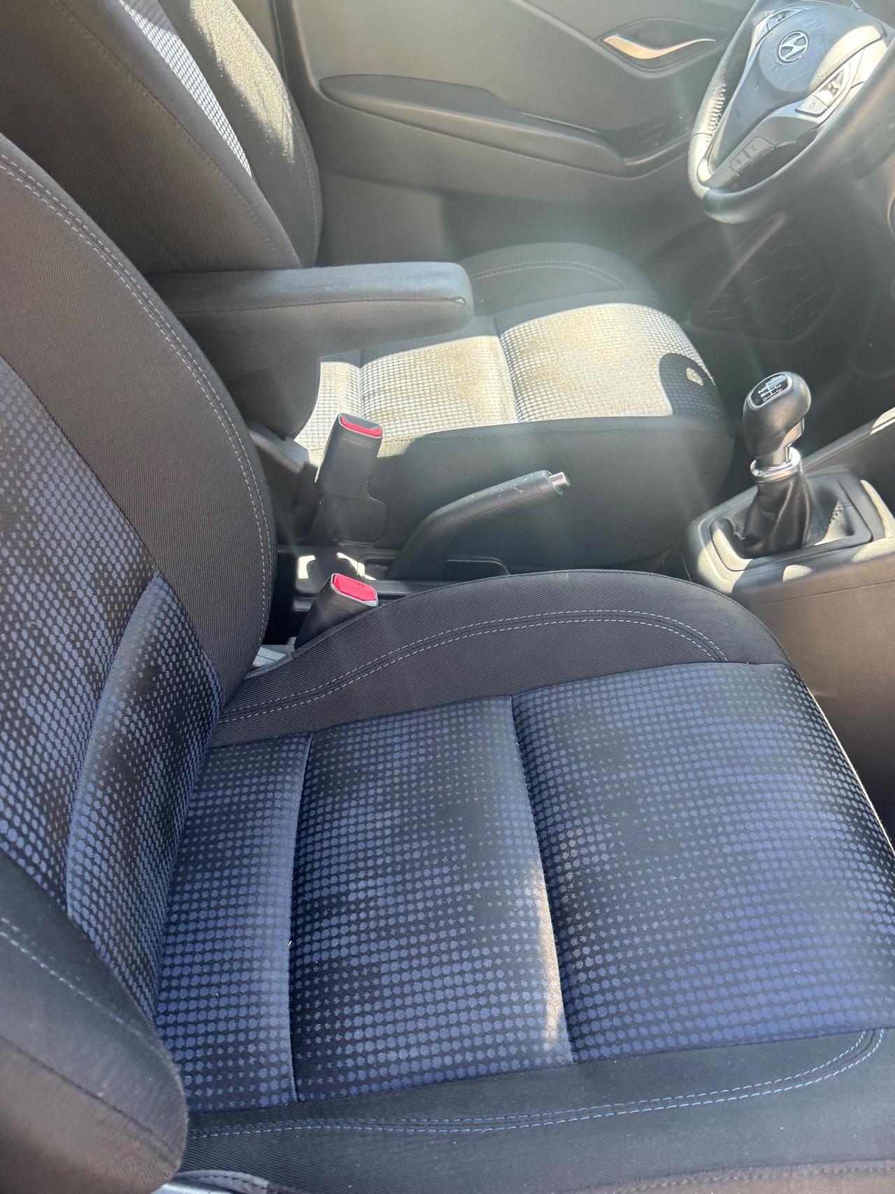 Hyundai iX20 1.4 CRDI 90 CV Comfort (NEOPATENTATI)