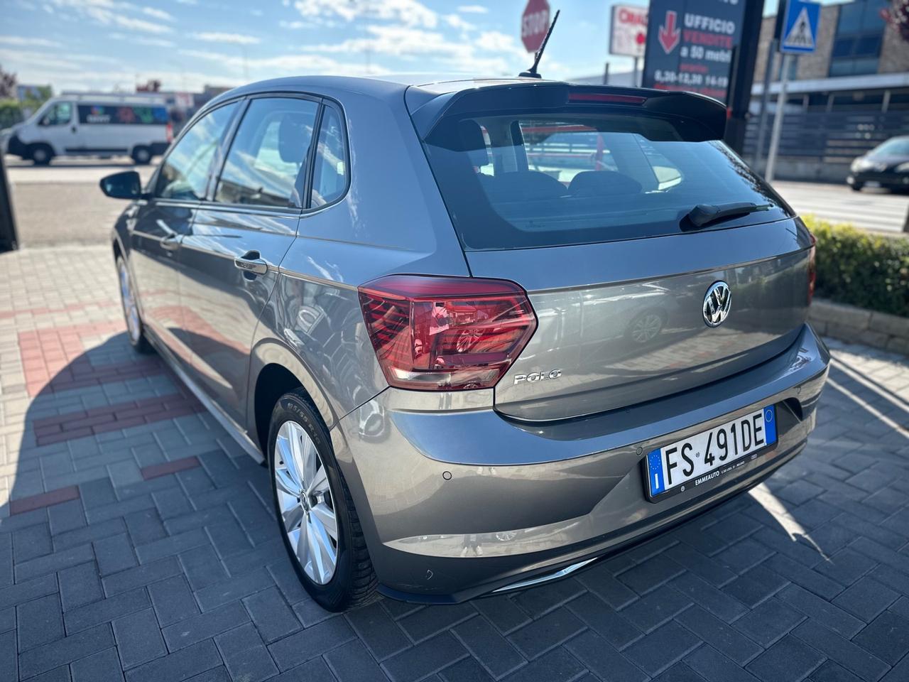 Volkswagen Polo 1.0 TSI DSG 95CV R-LINE UNICO PROP