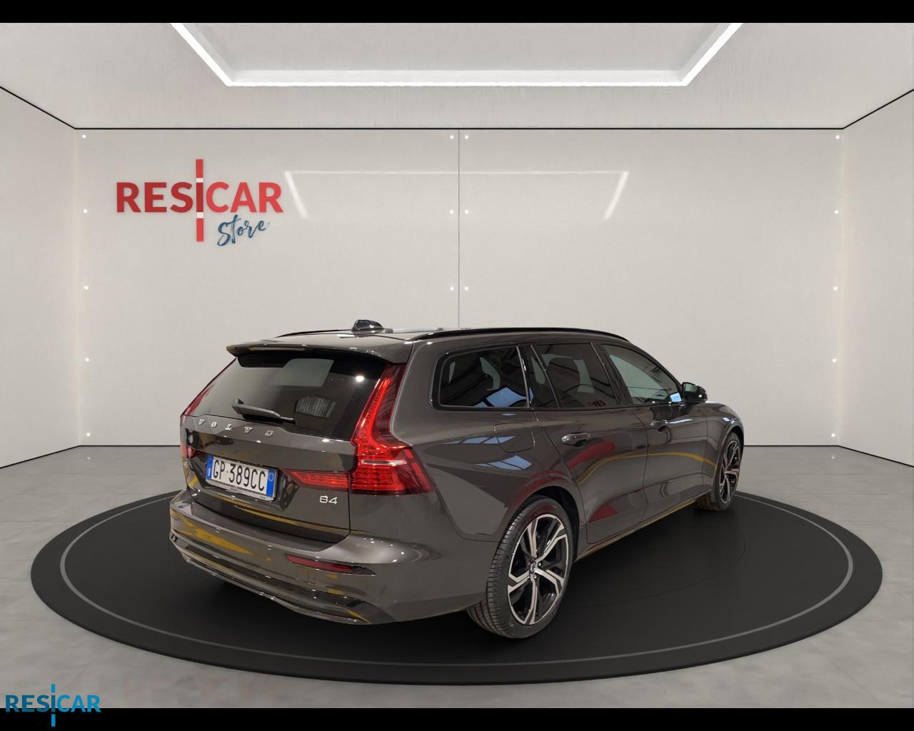 VOLVO V60 RDESIGN B4 AUT