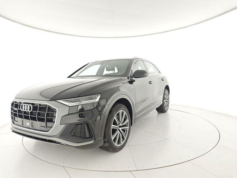 Audi Q8 45 TDI quattro tiptronic Sport