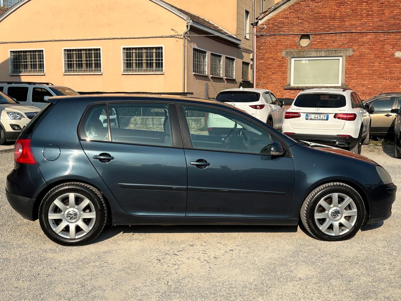 VW Golf 2.0TDI - 140CV 5p.